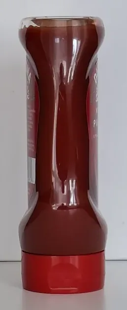 Zdjęcie butelki ketchupu od klienta, z boku.