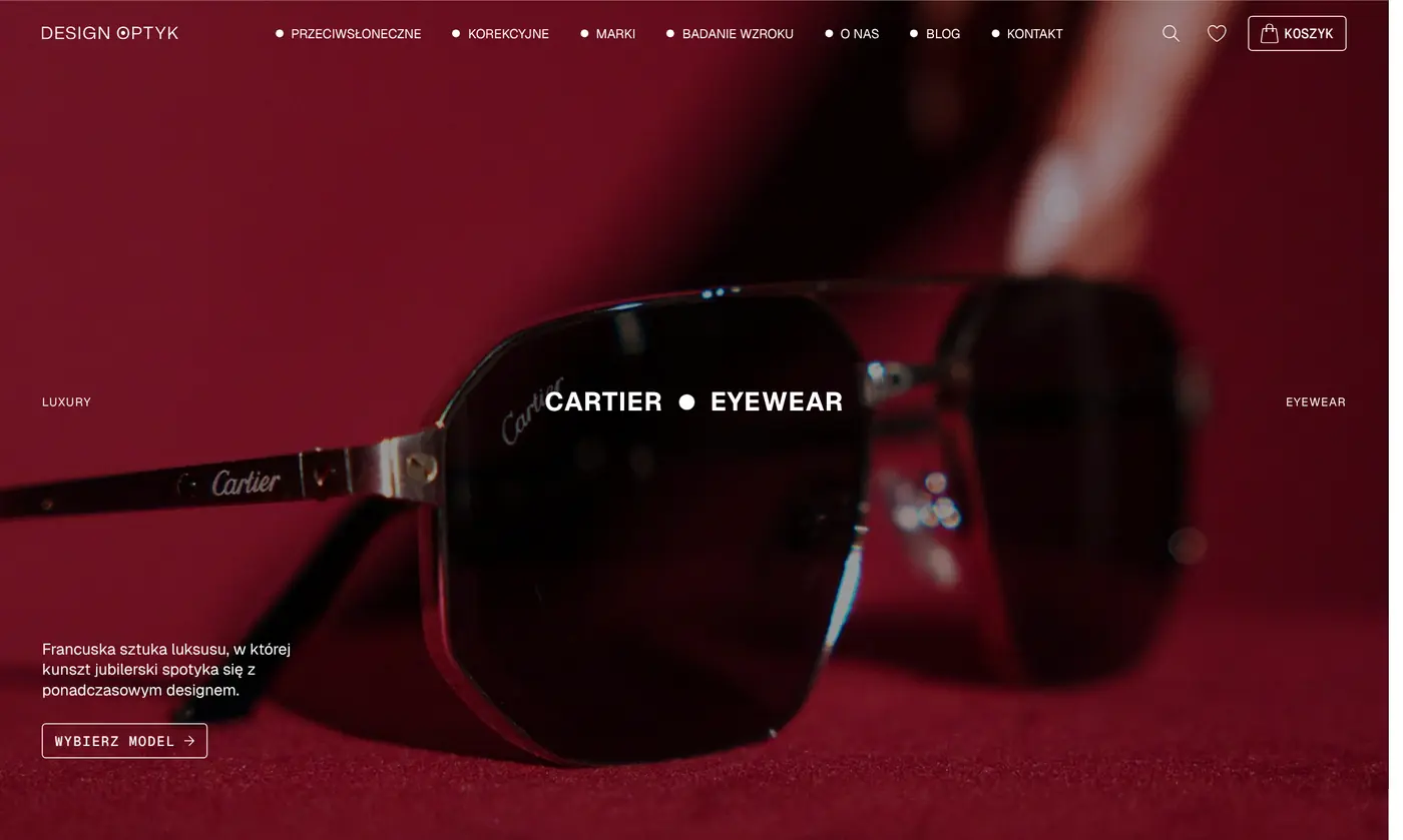 Strefa marki Cartier na designoptyk.com: duże zdjęcie z sesji i nazwa CARTIER • EYEWEAR.