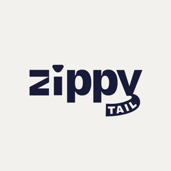 Logo Zippy Tail: granatowy napis „zippy” z ogonkiem „tail”.